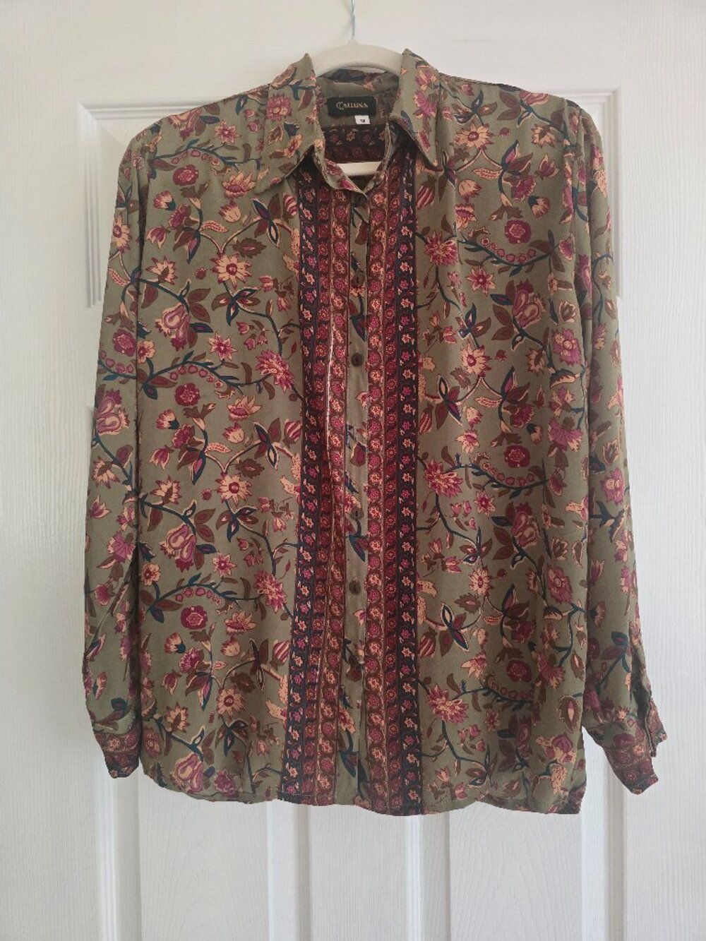 Calluna Ultra Silky and Smooth Green Floral Blouse M NWOT